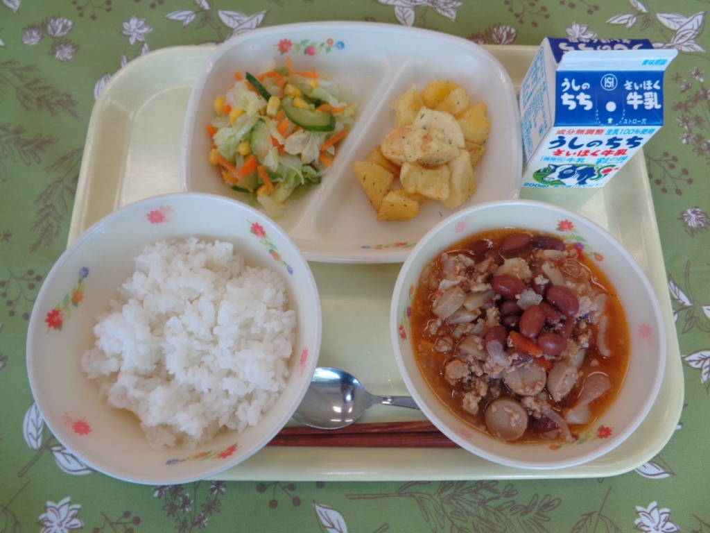 小林栄養教諭作成「ブラジル料理を取り入れた給食」