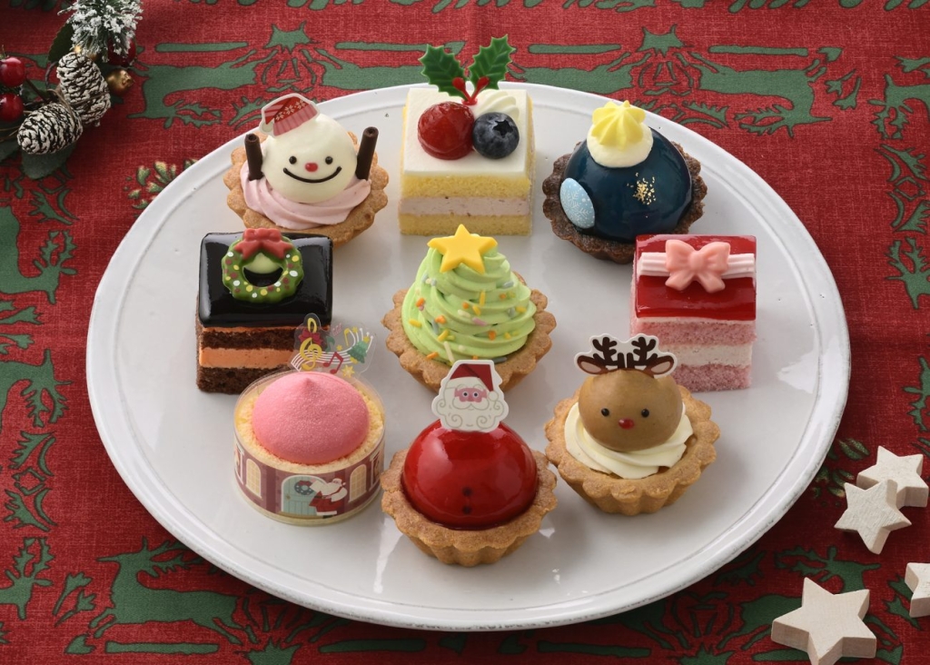 銀座コージーコーナー「サンタ村のクリスマス(9個入)」