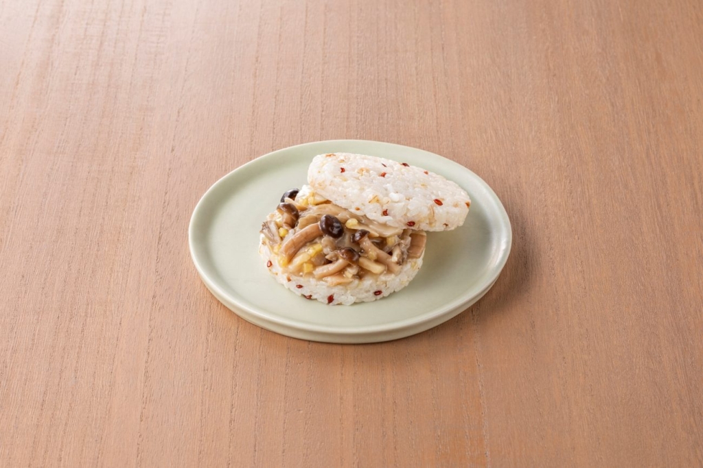 テーブルマーク「雑穀ライスバーガー きのこ生姜あん」