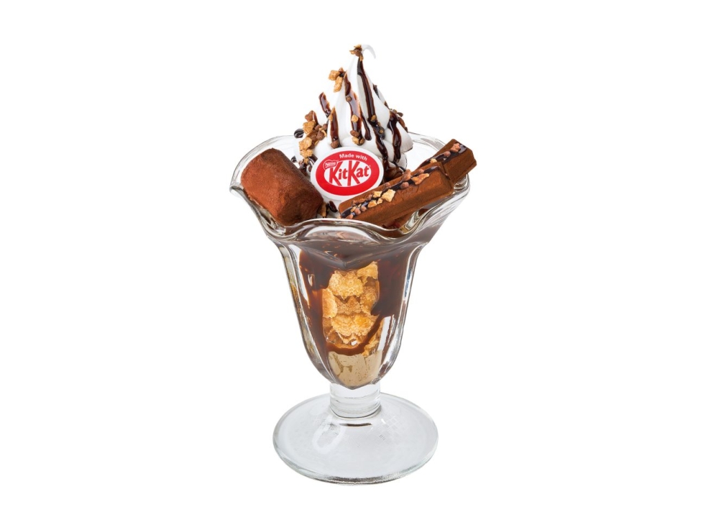 サンマルク「プレミアムパフェ Made with KITKAT」