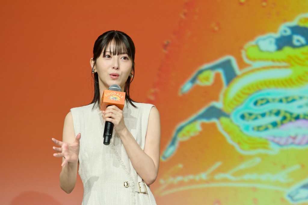 浜辺美波