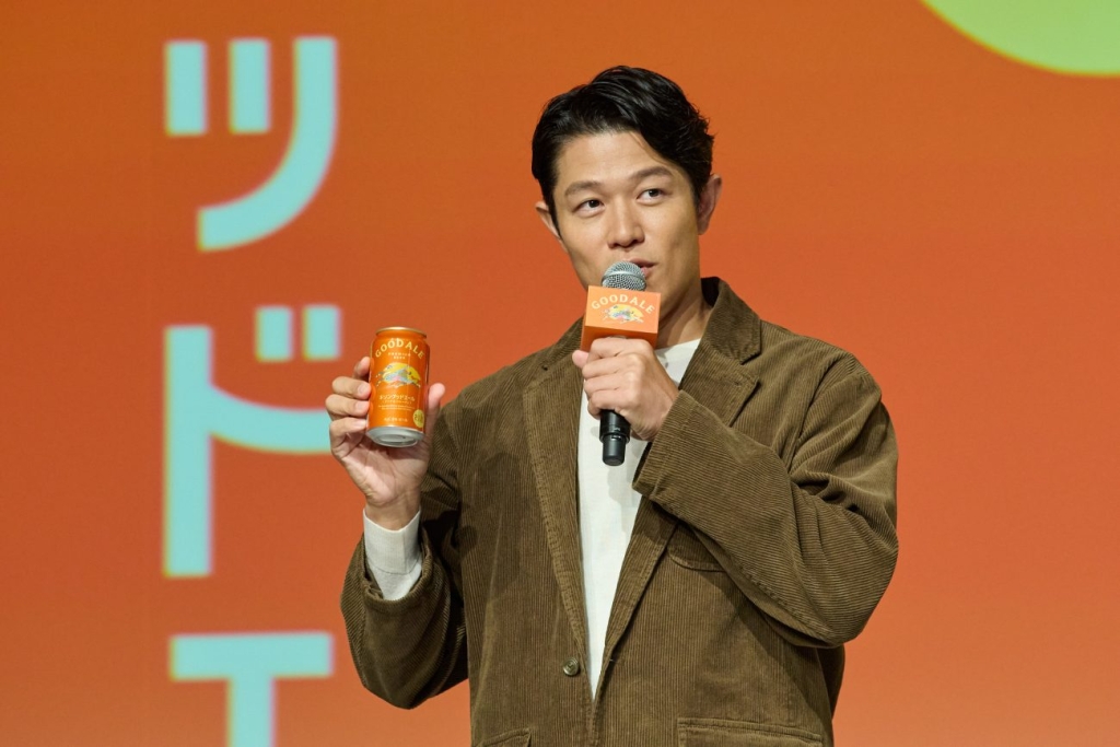 鈴木亮平