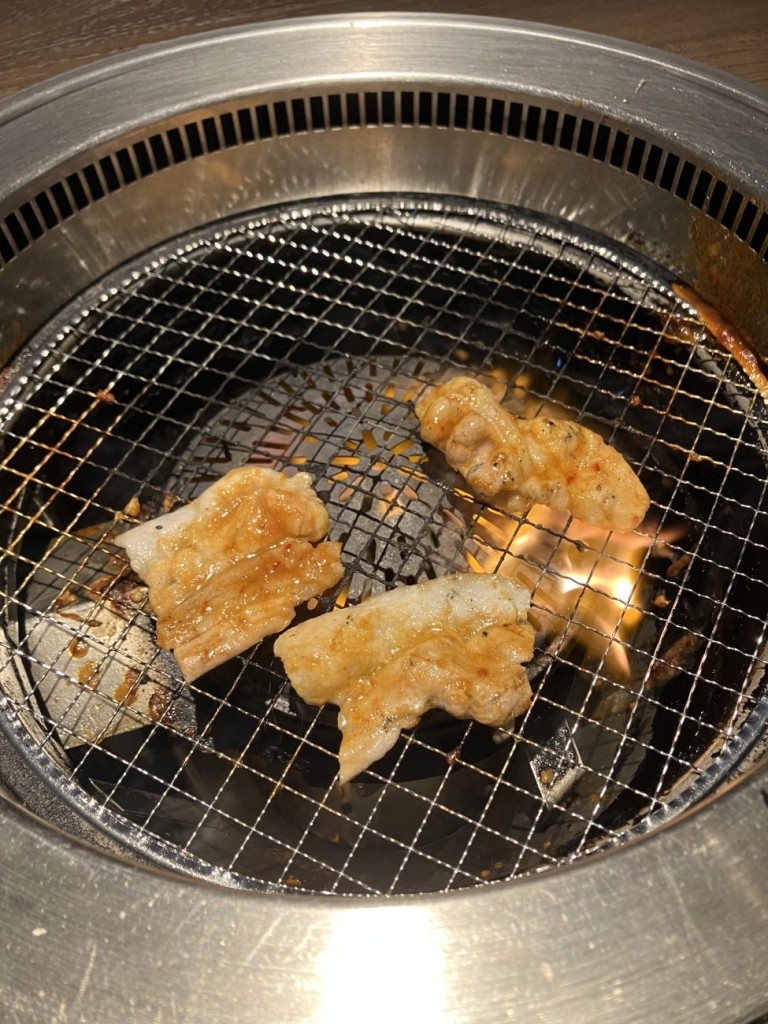 『牛角流サムギョプサル』(旨辛ダレ)