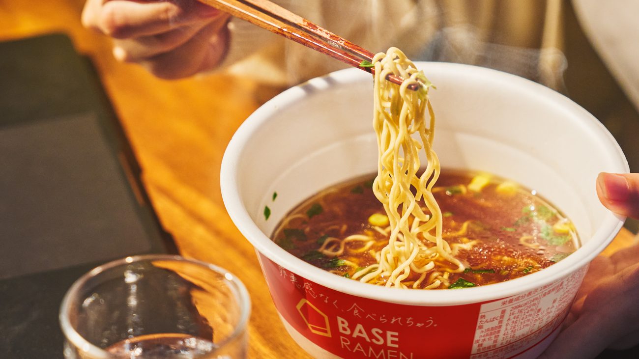 「BASE RAMEN鶏ガラ醤油ラーメン」