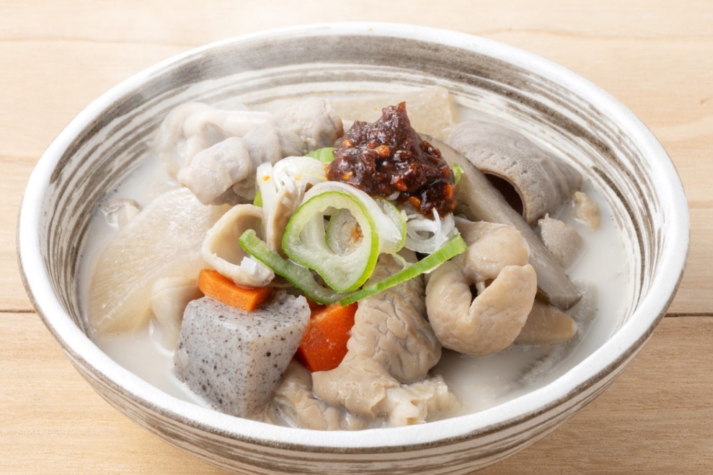 白湯スープ仕立ての「煮込み」(通常450円→299円)