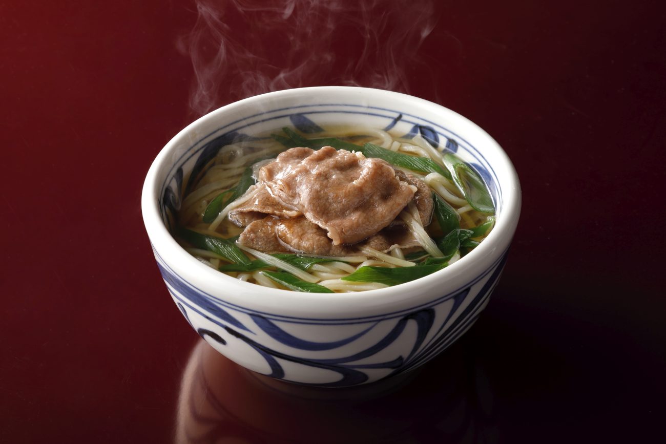 黒毛和牛の肉うどん