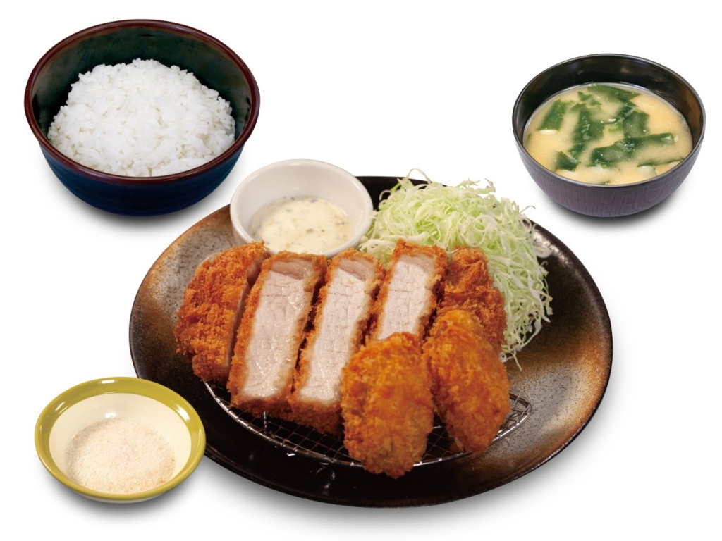 「国産雪国育ち厚切りロースかつ&カキフライ(2個)定食」