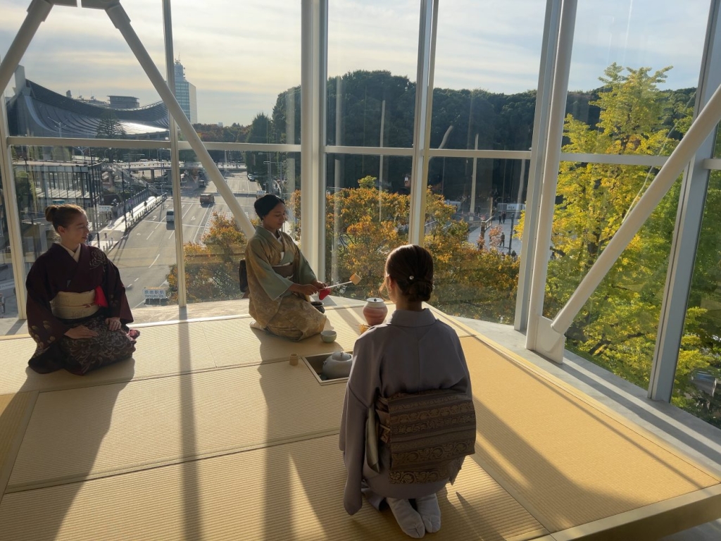 5階に設置された都市型茶室では茶会体験が楽しめる(要予約)