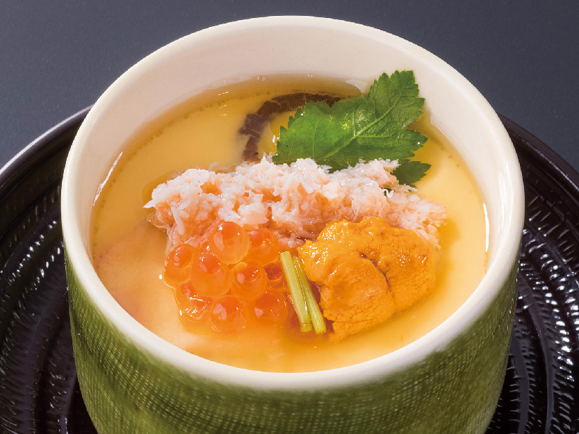 冬の三宝茶碗蒸し(紅ずわい蟹・いくら・生うに)