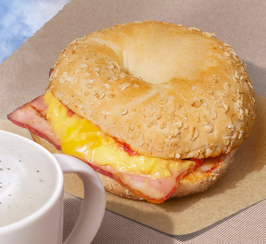 スタバ「ベーコンエッグチーズ ベーグルサンド」