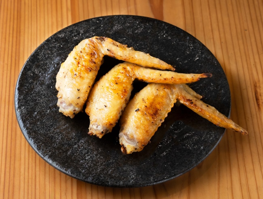 鰻と酒 成瀬「手羽先の旨焼き」