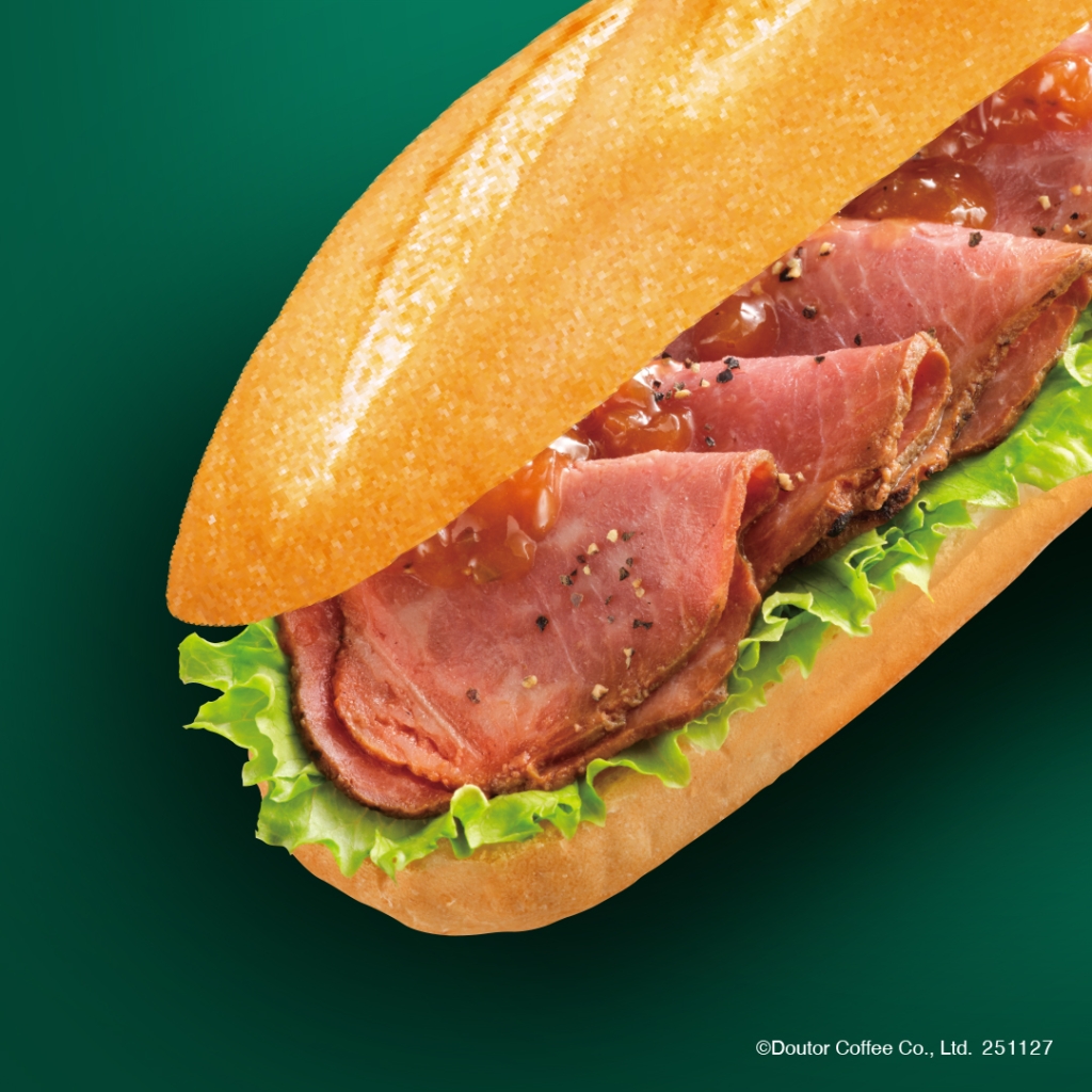 ドトールコーヒー「トリュフ香る ミラノサンド 炭火焼きローストビーフ」