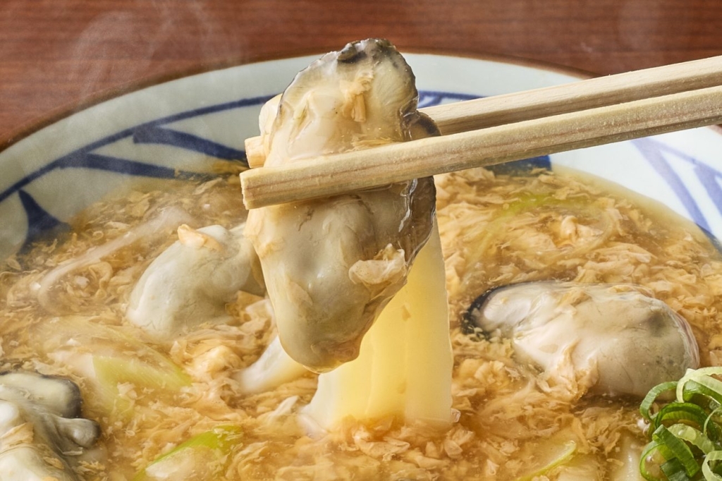 ぷりっとした食感と、濃厚な味わいが特徴の牡蠣を使用