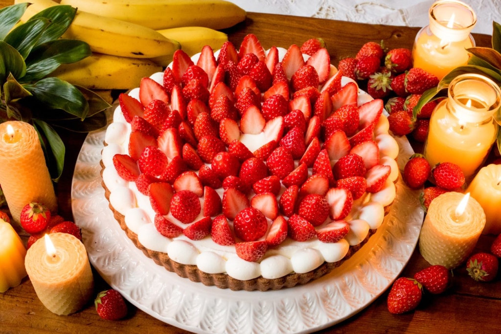 キャンドルナイトケーキ ~イチゴバージョン~ whole(25cm)