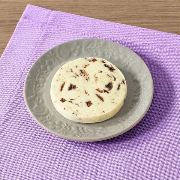 ファミマ「とろけるラムレーズンクッキー」税込150円