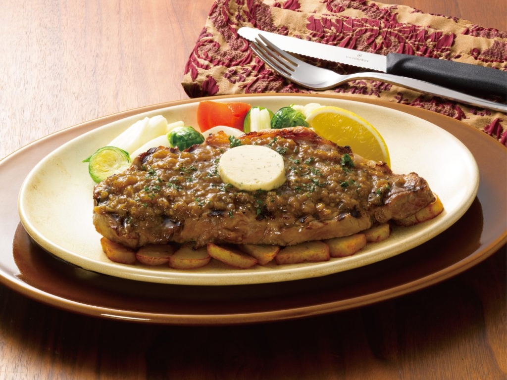 225gアンガスサーロインステーキ~国産玉ねぎのペッパーソース~