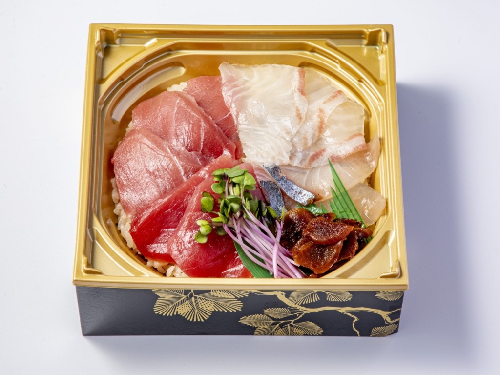 【近畿大学水産研究所 はなれ】近大紅白丼