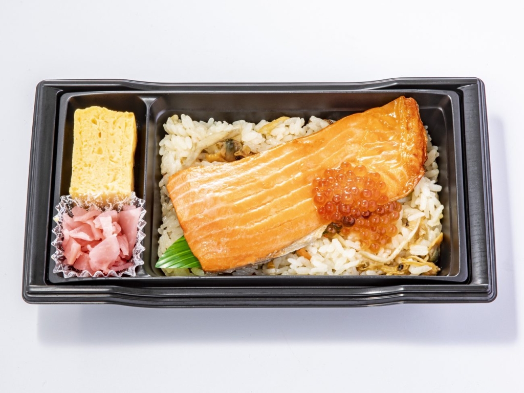 【てとて】鮭ハラミといくらの親子飯