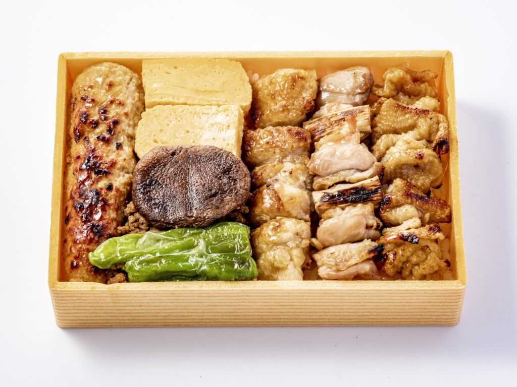 【名古屋コーチン専門 伊藤和四五郎商店】特上焼鳥重