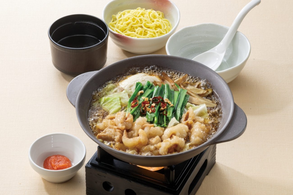 「博多明太もつ鍋《あごだし醤油》」(画像は中華麺付き)