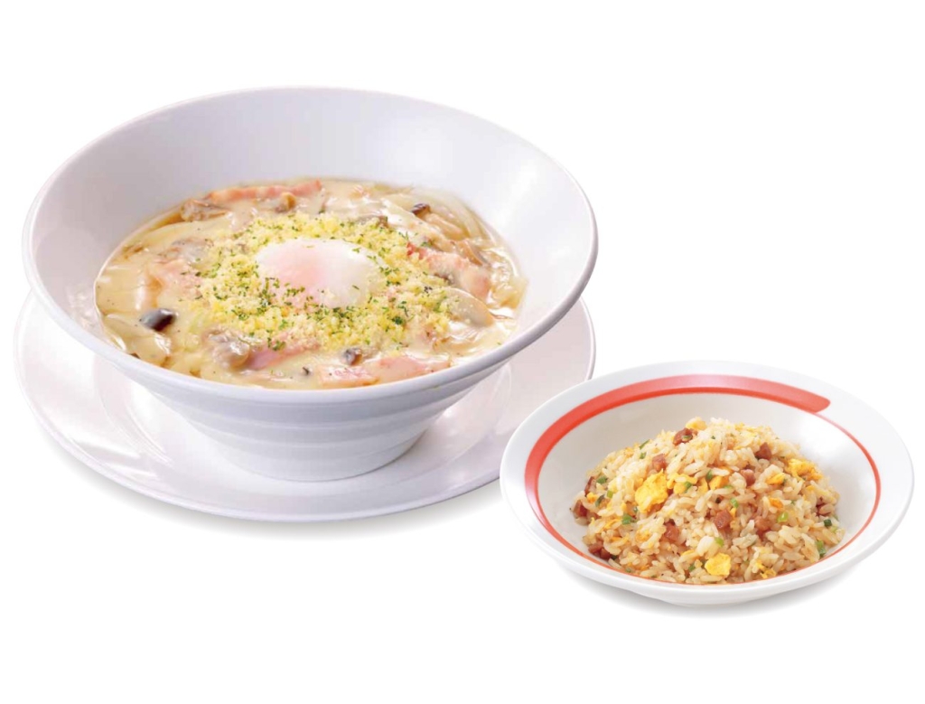 「カルボらーめんチャーハンセット」