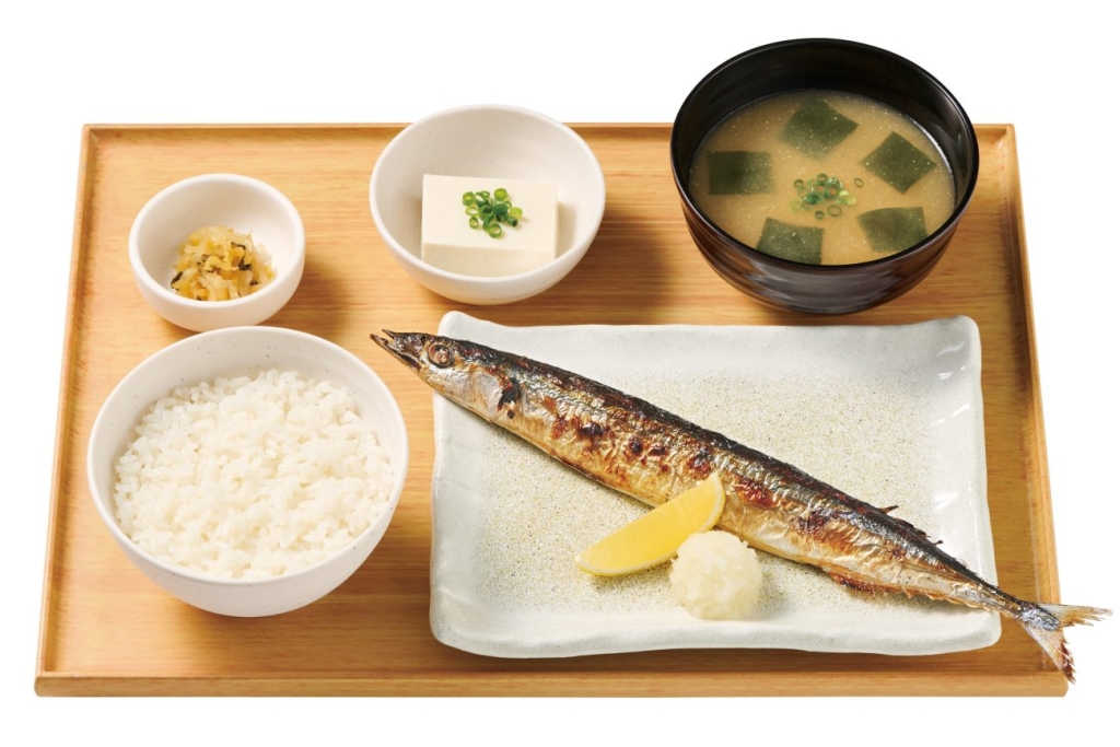 【9月新商品】さんまの塩焼定食【「やよい軒」期間限定定食ランキング）】