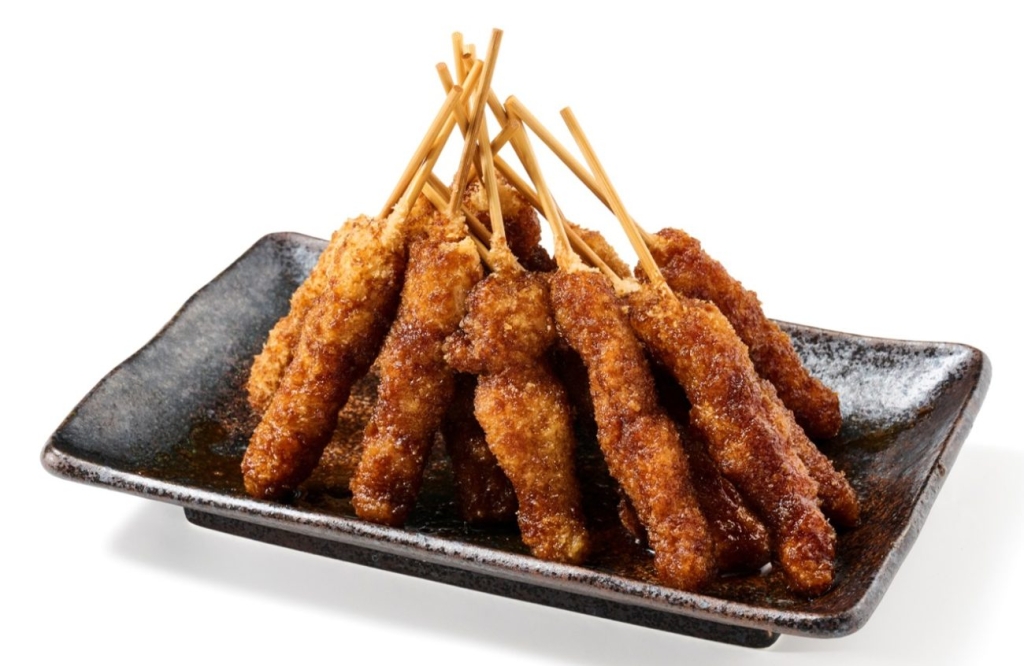 無限ニンニクホルモン串