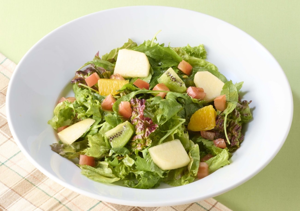 ランチ ココスのフルーツサラダ