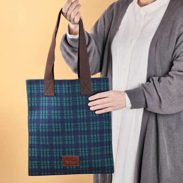 カルディ「オリジナル ウィンターバッグ(グリーン)」