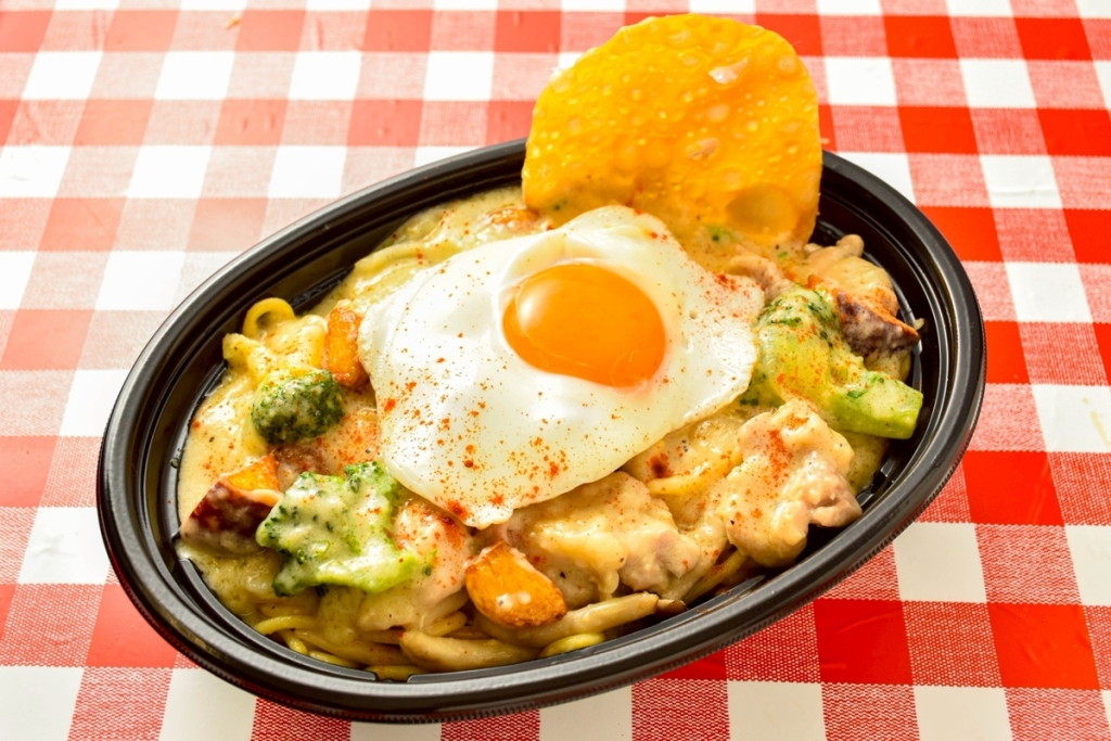 テイクアウト「にんにくとチーズの濃厚ソース シュクメルリ風パスタ」