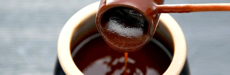 まい泉 4種類のソースを使用