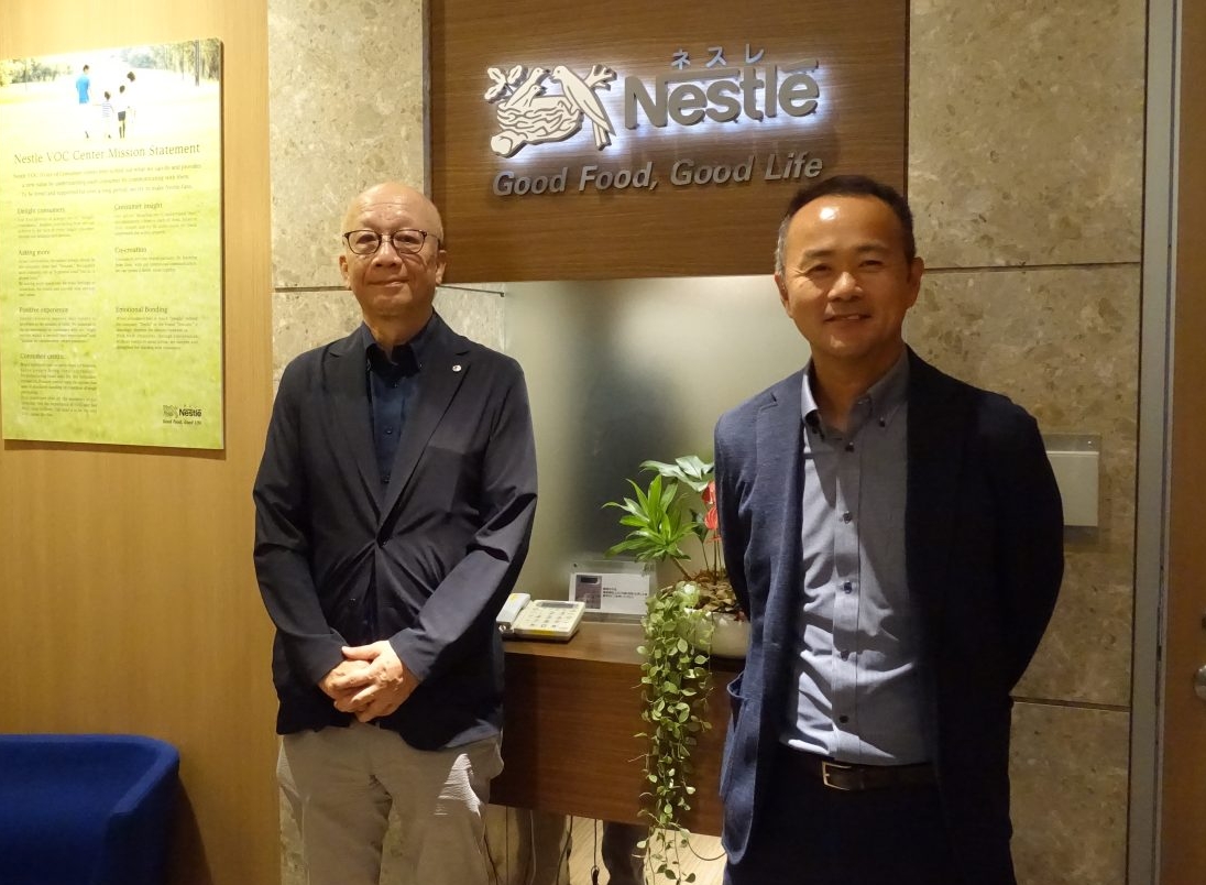 宮﨑部長（左、2025年10月時点）と細川室長