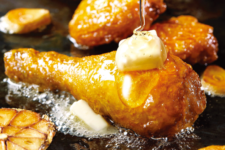 バラエティ豊かなソースやパウダーで楽しめる