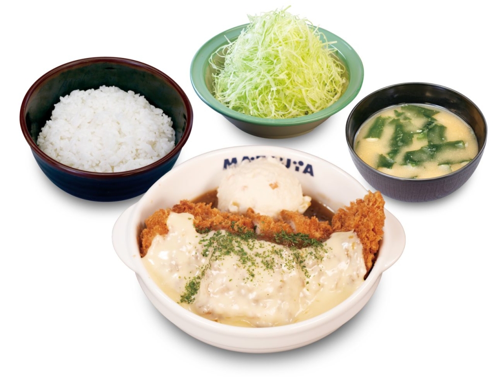 「オニオンチーズ肉厚チキンむねかつ定食」