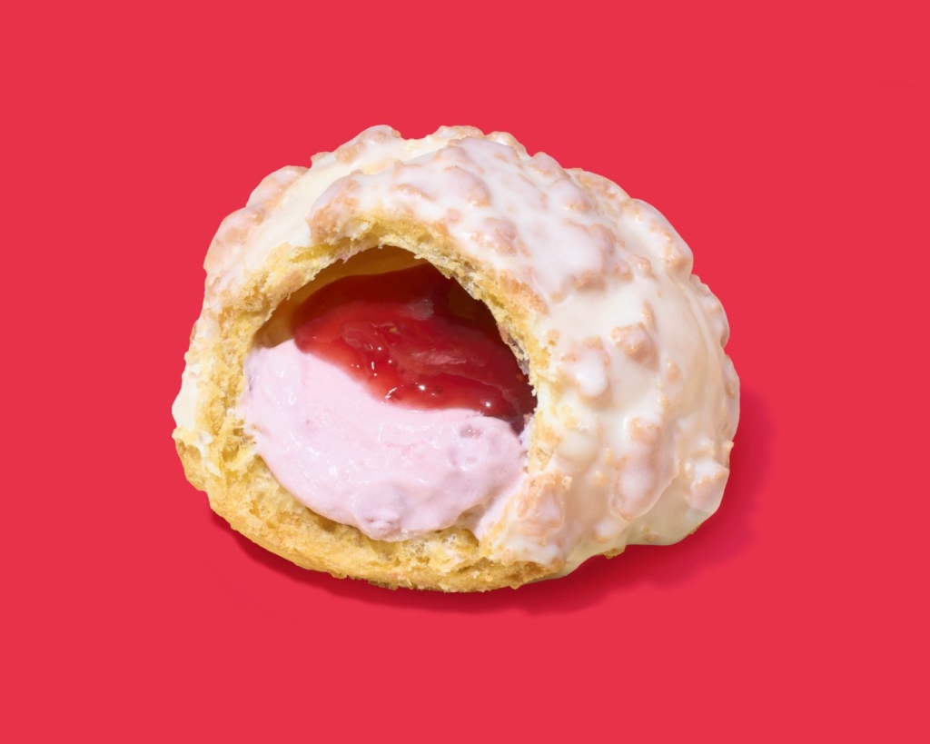 ファミマ ザクザク食感 いちごのクッキーシュー