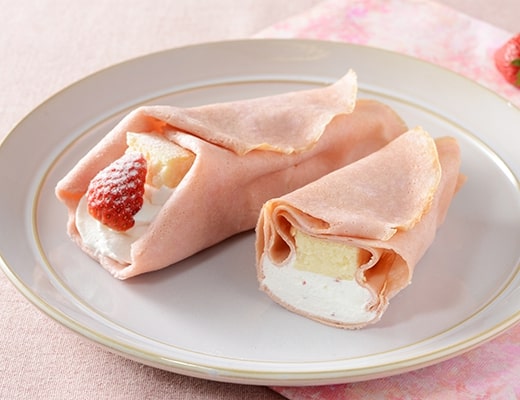 Uchi Café いちごとチーズケーキのクレープ