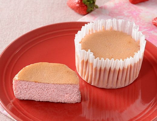 Uchi Café 生ベイクドいちごチーズケーキ