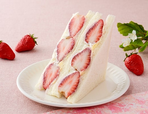 苺&ホイップサンド