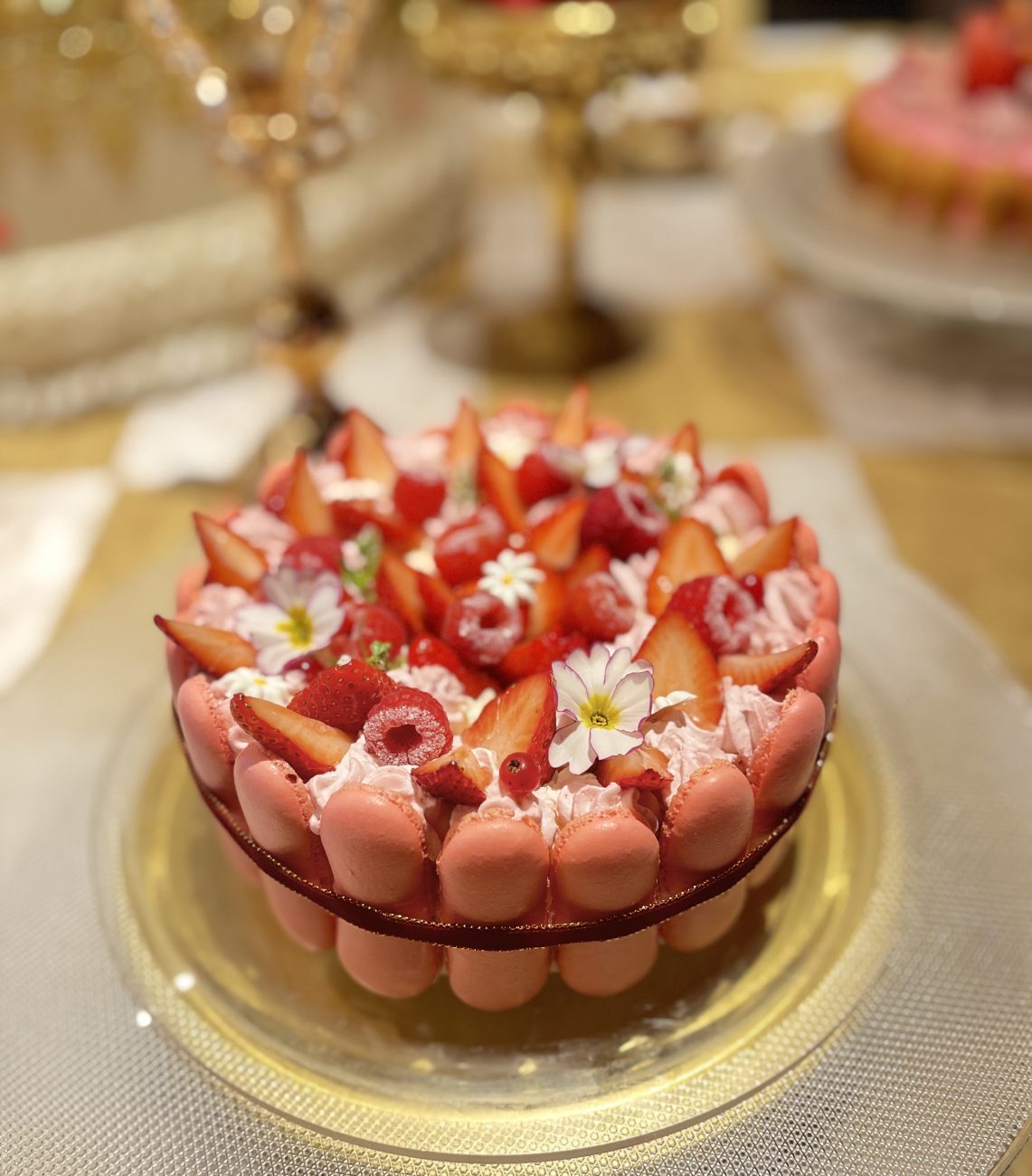 「舞踏会のシャルロット」ココナッツとパッションフルーツでトロピカルな味わいに