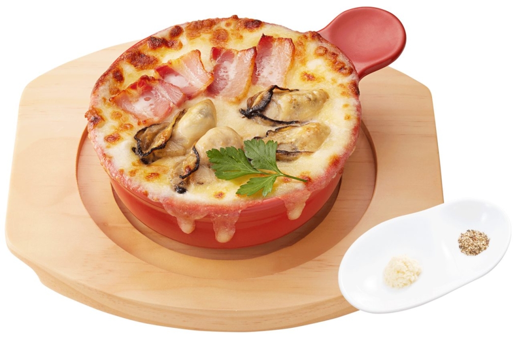“窯焼きチーズパスタ” 播磨灘産牡蠣とベーコンのクリームソース