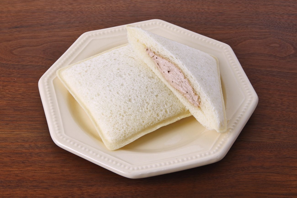 ランチパックチョコホイップ