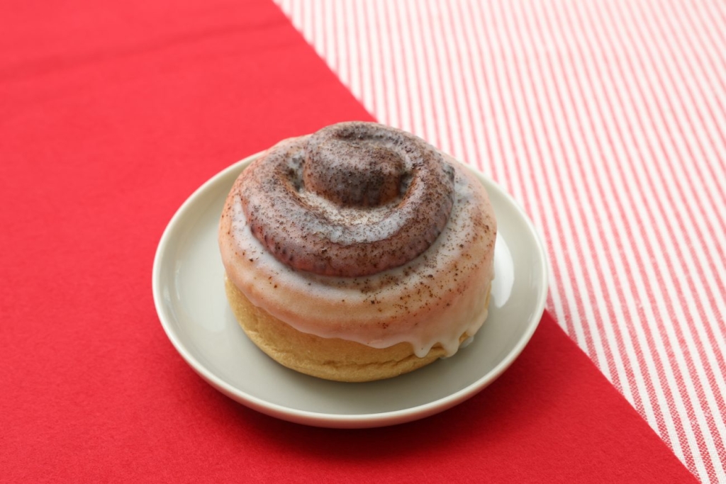 カプチーノ仕立てのシナモンロール