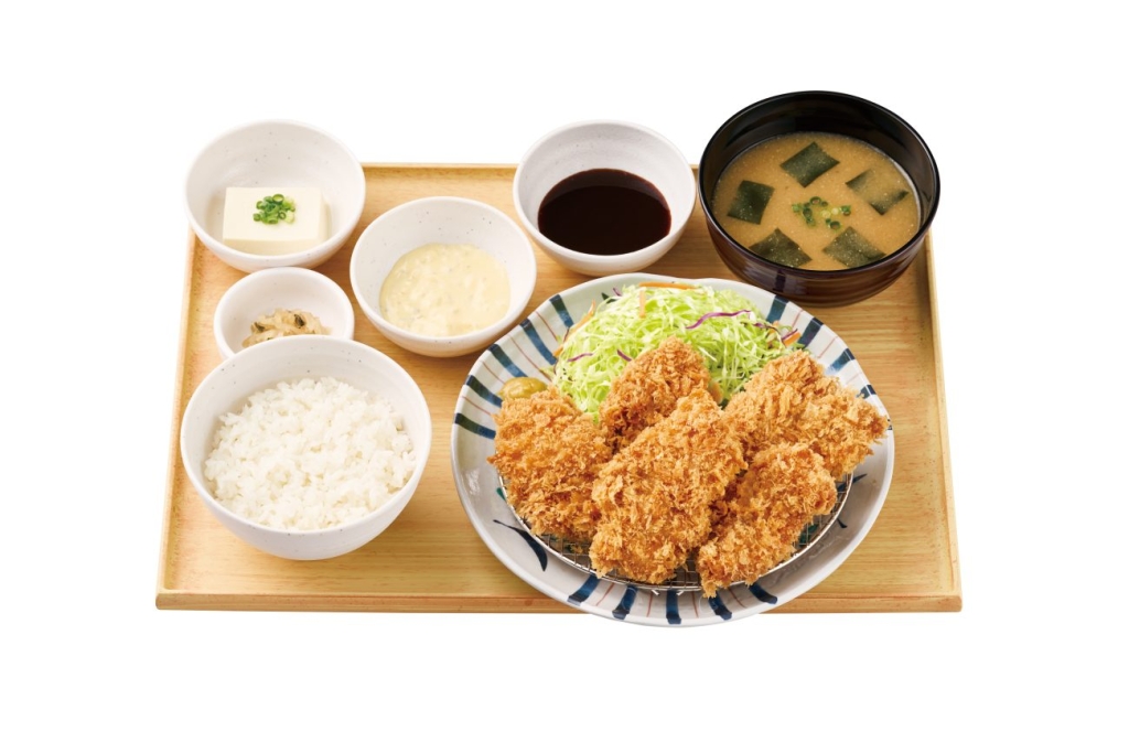 【タルタルソース付】とりカツ定食(5個) 1,200円