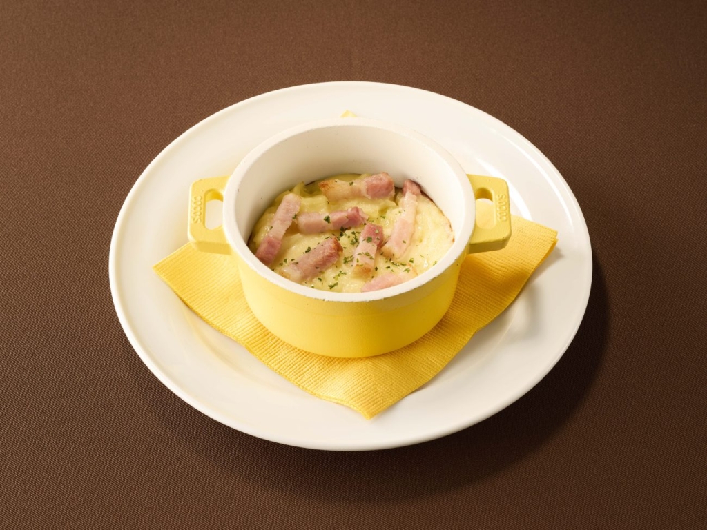 ベーコンとチーズのオーブン焼きマッシュポテト