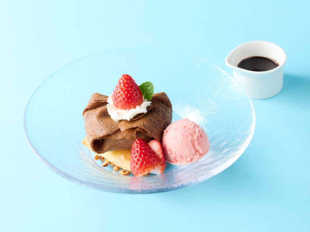 いちごとチョコのクレープパイ