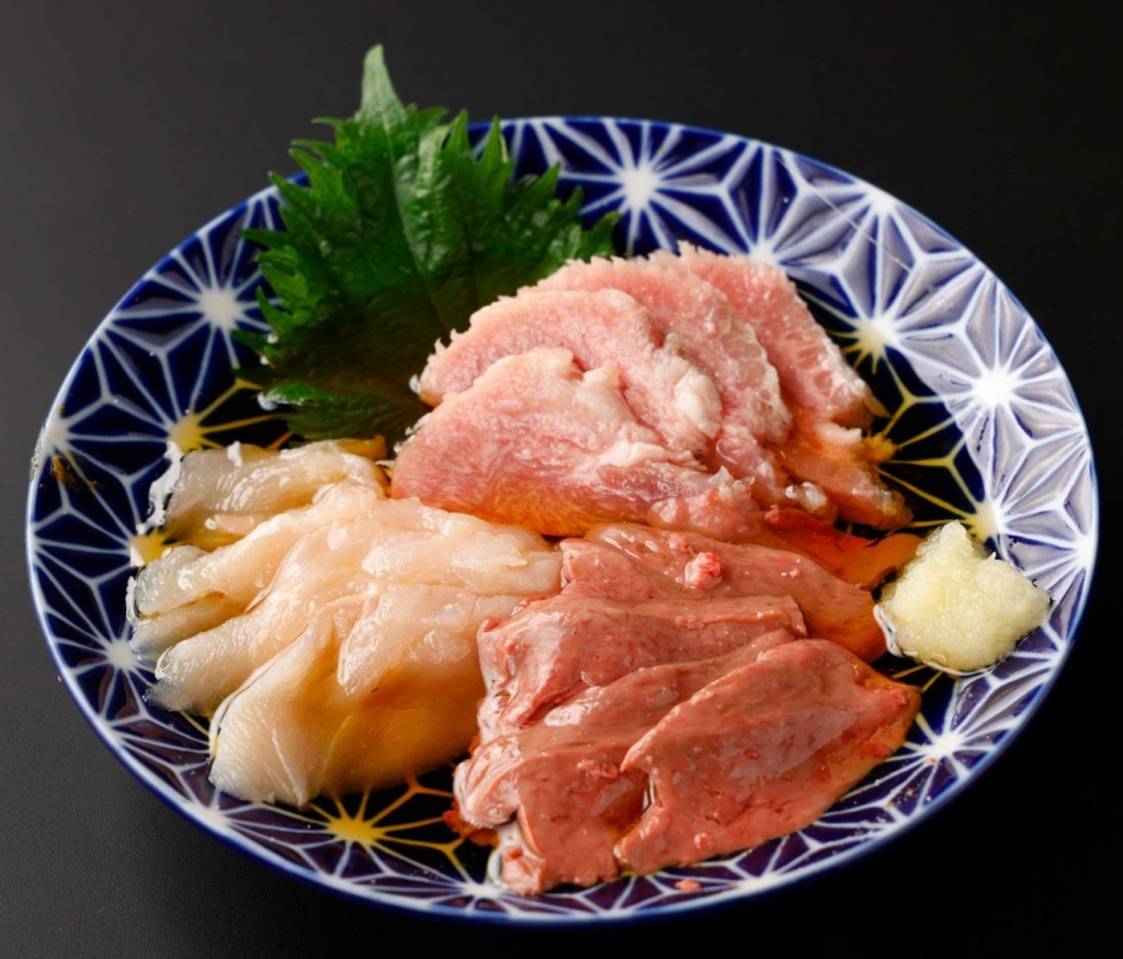 肉刺し盛り合わせ