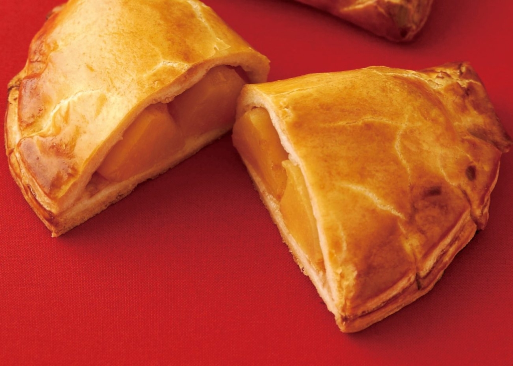 練りパイの例「シナモンアップル」