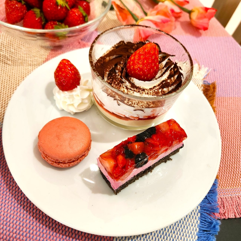 「ストロベリーティラミスのご褒美アソート」(IKEA Family価格790円･通常価格890円)