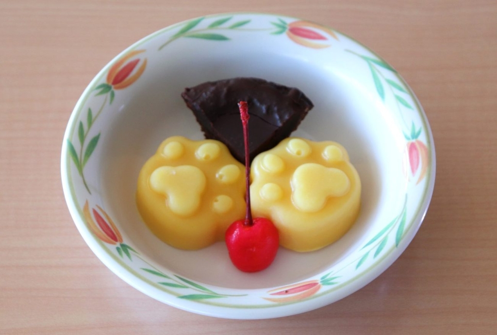 「ほぼたま豆乳アイス チョコタルト添え」