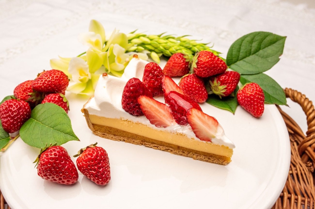 「イチゴとカスタードプリンのタルト」